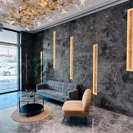 Sunday Sheikh Zayed Road Concord Tower By Belvilla Dubai Exterior photo